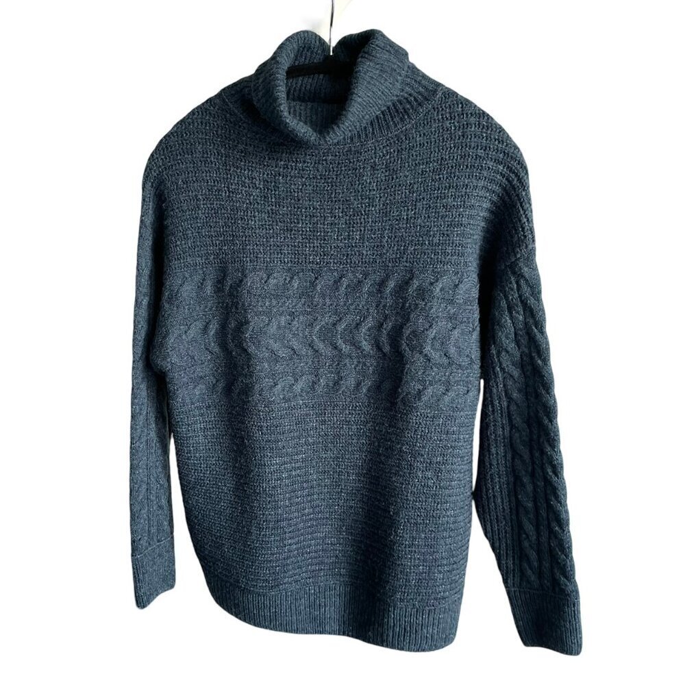 SUZY SHIER Women's Turtle Neck Stone Blue Sweater Warm, Size Large